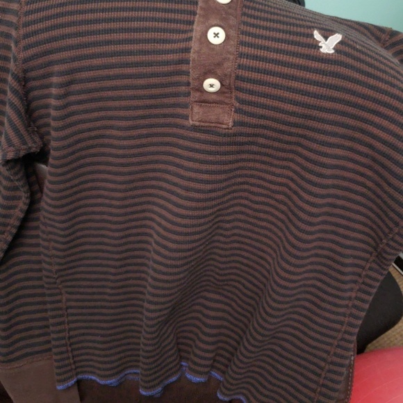 American Eagle vintage long sleeve - Picture 3 of 4